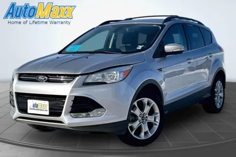 Silver 2013 Ford Escape SEL for sale in Aberdeen, SD