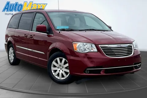 More photos of 2014 Chrysler Town & Country Touring at AutoMaxx of Aberdeen, SD
