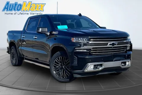 Another view of 2019 Chevrolet Silverado 1500 High Country for sale in Aberdeen, SD at AutoMaxx of Aberdeen
