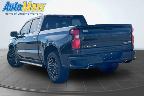 More photos of 2019 Chevrolet Silverado 1500 High Country at AutoMaxx of Aberdeen, SD