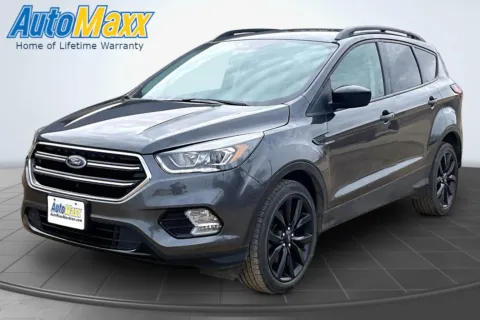 Gray 2019 Ford Escape SE for sale in Aberdeen, SD