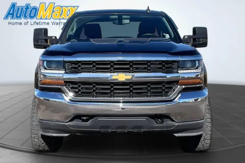Another view of 2019 Chevrolet Silverado 1500 LD LT for sale in Aberdeen, SD at AutoMaxx of Aberdeen