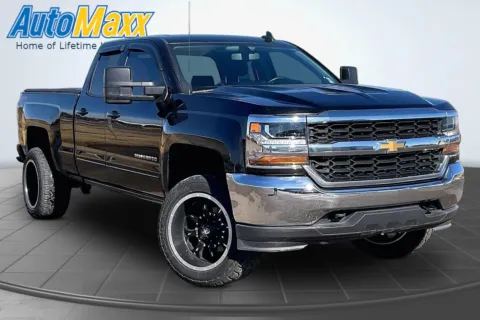 More photos of 2019 Chevrolet Silverado 1500 LD LT at AutoMaxx of Aberdeen, SD