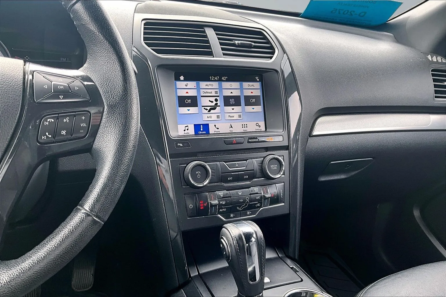 2018 Ford Explorer XLT - Photo 15