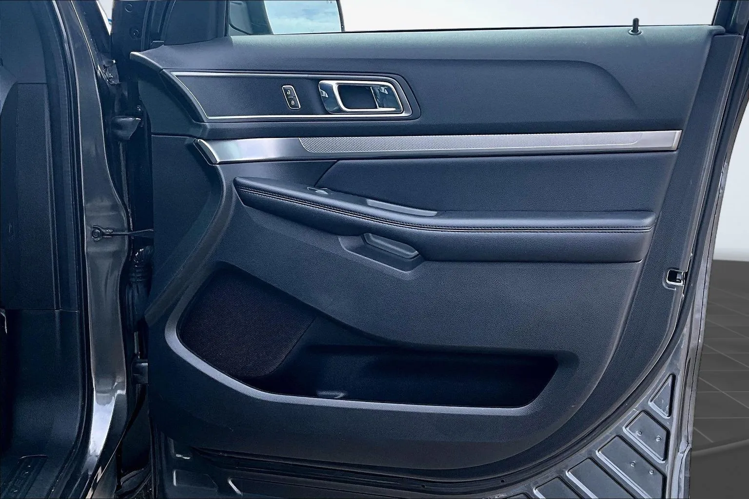 2018 Ford Explorer XLT - Photo 35