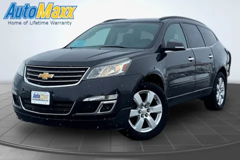 Gray 2017 Chevrolet Traverse LT for sale in Aberdeen, SD