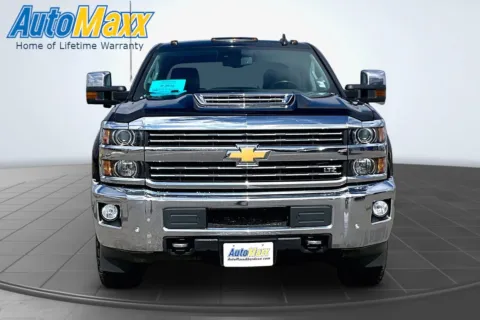 Another view of 2019 Chevrolet Silverado 2500HD LTZ for sale in Aberdeen, SD at AutoMaxx of Aberdeen