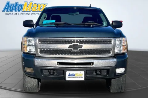 Another view of 2011 Chevrolet Silverado 1500 LT for sale in Aberdeen, SD at AutoMaxx of Aberdeen