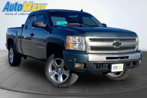 More photos of 2011 Chevrolet Silverado 1500 LT at AutoMaxx of Aberdeen, SD