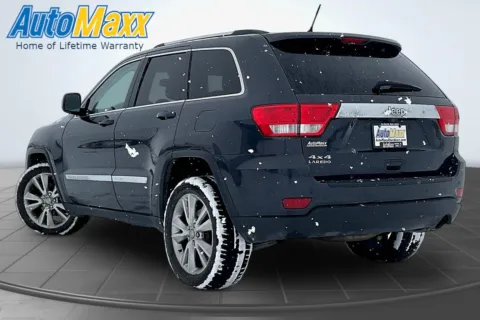 More photos of 2013 Jeep Grand Cherokee Laredo at AutoMaxx of Aberdeen, SD