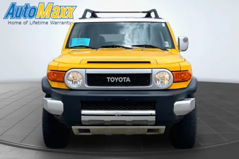 Another view of 2007 Toyota FJ Cruiser for sale in Aberdeen, SD at AutoMaxx of Aberdeen