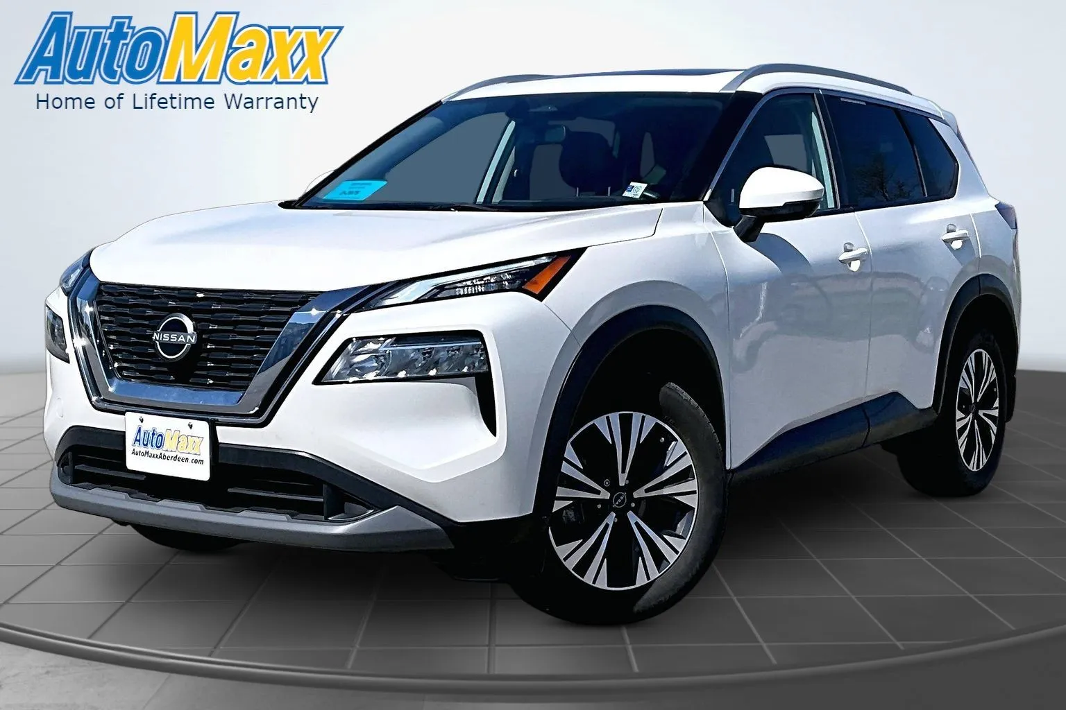 2023 Nissan Rogue SV AWD's photo