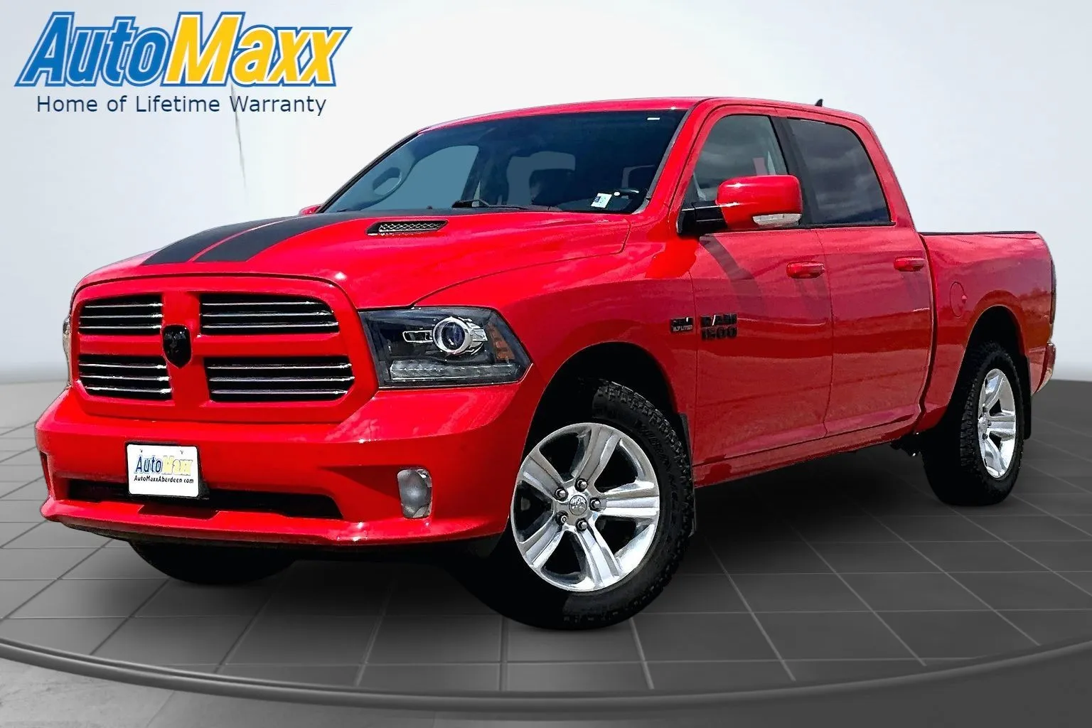 2016 RAM 1500 Sport 4x4 Crew Cab 5'7's photo
