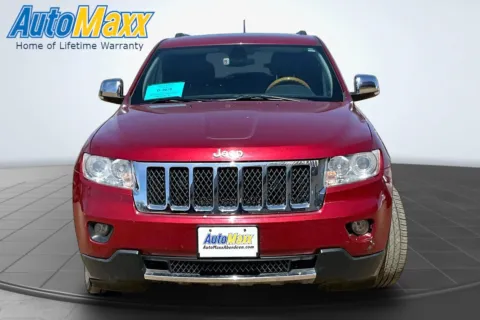 Another view of 2013 Jeep Grand Cherokee Overland for sale in Aberdeen, SD at AutoMaxx of Aberdeen
