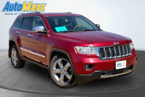 More photos of 2013 Jeep Grand Cherokee Overland at AutoMaxx of Aberdeen, SD