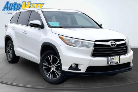 Another view of 2016 Toyota Highlander XLE V6 for sale in Aberdeen, SD at AutoMaxx of Aberdeen