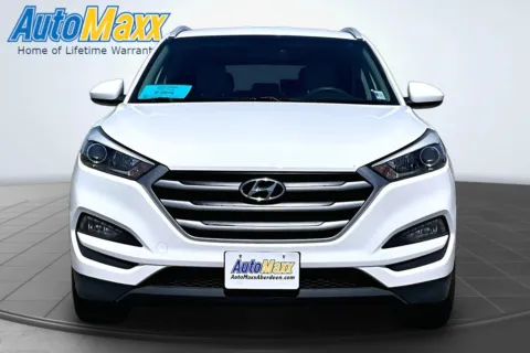 Another view of 2018 Hyundai Tucson SEL for sale in Aberdeen, SD at AutoMaxx of Aberdeen