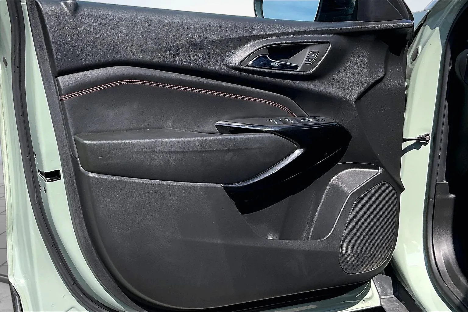 2024 Chevrolet Trax RS - Photo 25