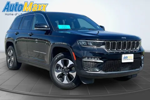 More photos of 2024 Jeep Grand Cherokee 4xe at AutoMaxx of Aberdeen, SD