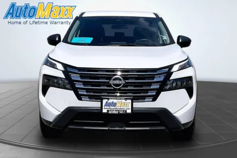 Another view of 2024 Nissan Rogue S for sale in Aberdeen, SD at AutoMaxx of Aberdeen