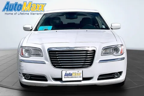 Photos of 2014 Chrysler 300 for sale in Aberdeen, SD at AutoMaxx of Aberdeen