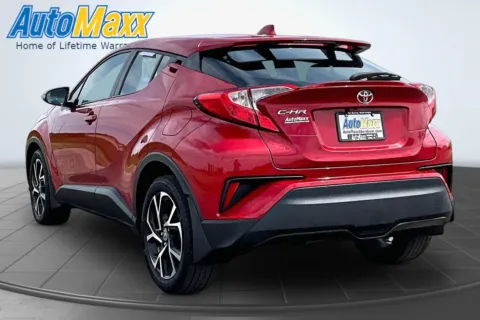 More photos of 2021 Toyota C-HR XLE at AutoMaxx of Aberdeen, SD