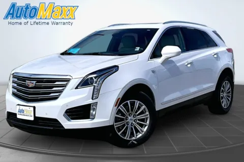 White 2018 Cadillac XT5 Luxury for sale in Aberdeen, SD