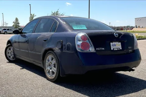 Another view of 2006 Nissan Altima 2.5 S for sale in Aberdeen, SD at AutoMaxx of Aberdeen