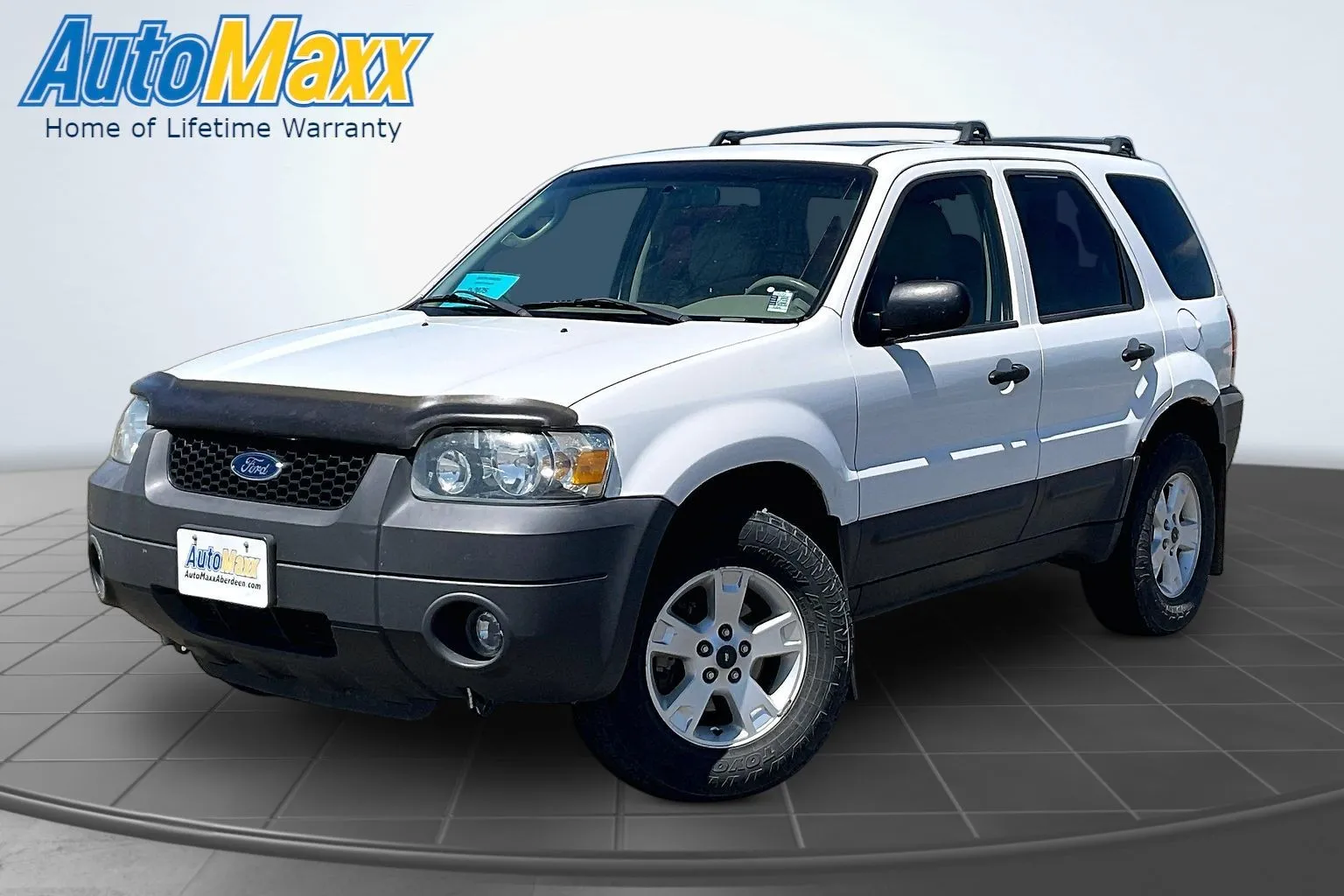 White 2005 Ford Escape XLT for sale in Aberdeen, SD