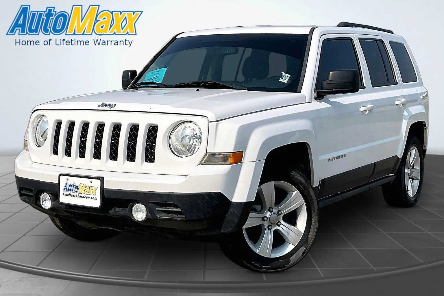 White 2015 Jeep Patriot Latitude for sale in Aberdeen, SD