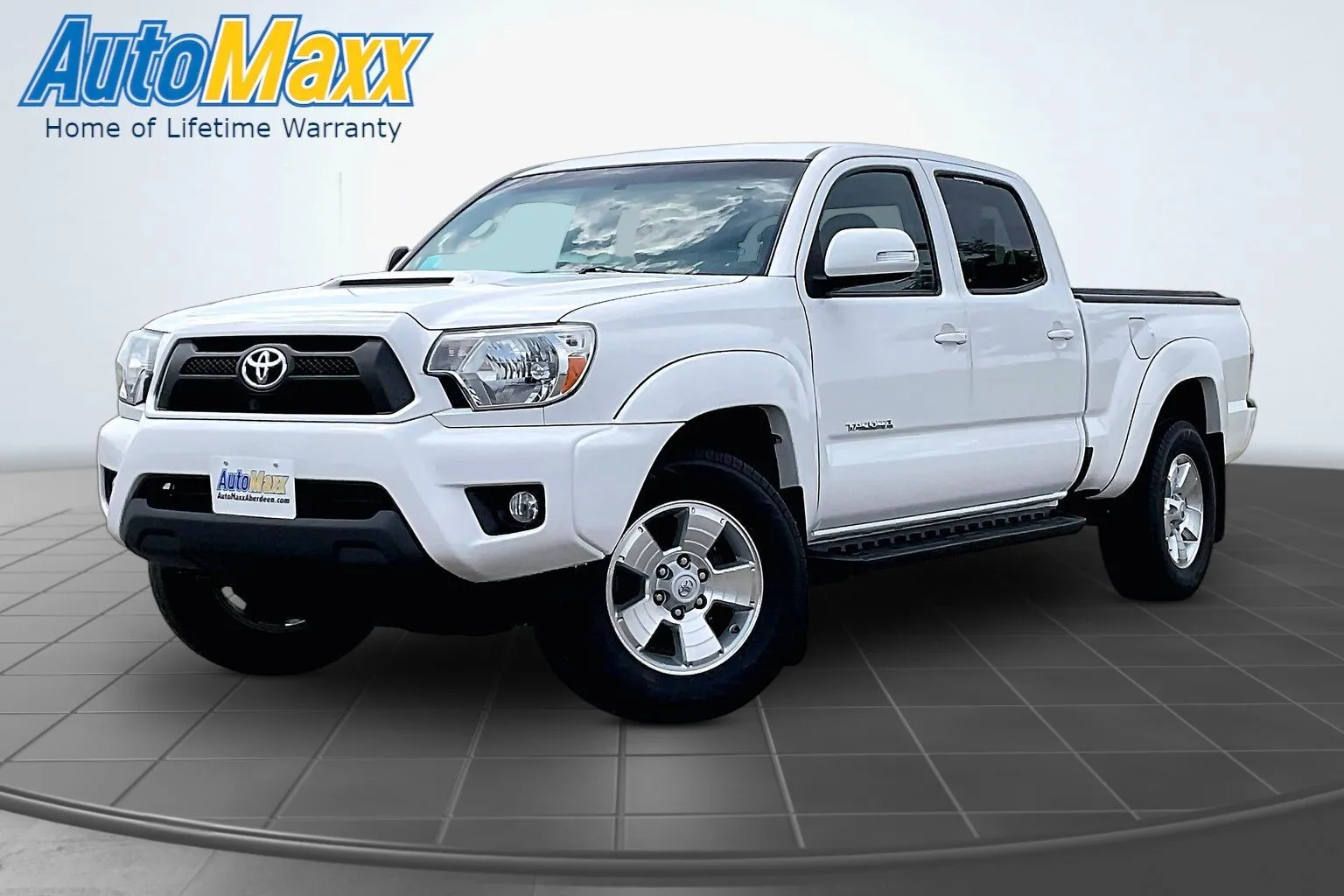 White 2014 Toyota Tacoma for sale in Aberdeen, SD