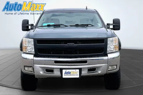 Photos of 2012 Chevrolet Silverado 1500 LT for sale in Aberdeen, SD at AutoMaxx of Aberdeen