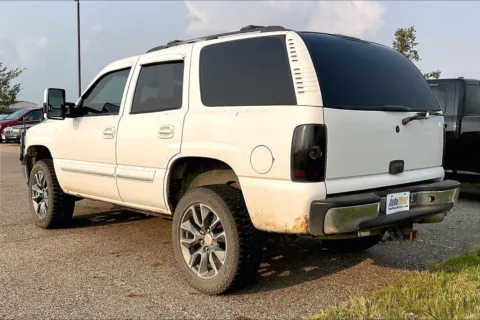 Another view of 2004 Chevrolet Tahoe LS for sale in Aberdeen, SD at AutoMaxx of Aberdeen
