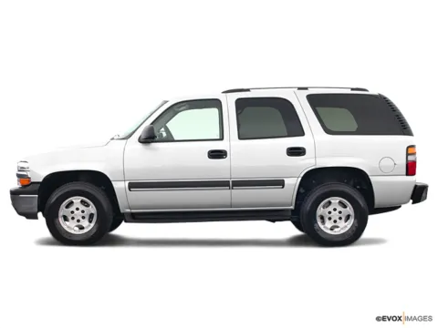 White 2004 Chevrolet Tahoe LS for sale in Aberdeen, SD