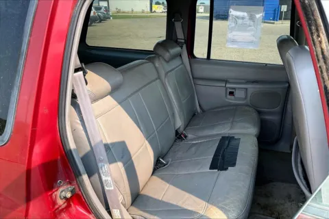 More photos of 1997 Ford Explorer at AutoMaxx of Aberdeen, SD
