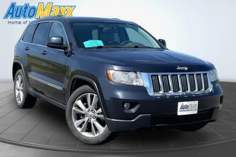 Another view of 2013 Jeep Grand Cherokee Laredo for sale in Aberdeen, SD at AutoMaxx of Aberdeen
