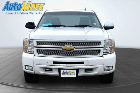 Photos of 2013 Chevrolet Silverado 1500 LT for sale in Aberdeen, SD at AutoMaxx of Aberdeen