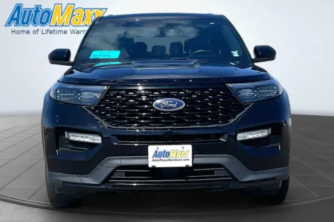 Photos of 2022 Ford Explorer ST-Line for sale in Aberdeen, SD at AutoMaxx of Aberdeen