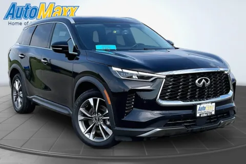 Another view of 2022 INFINITI QX60 LUXE for sale in Aberdeen, SD at AutoMaxx of Aberdeen