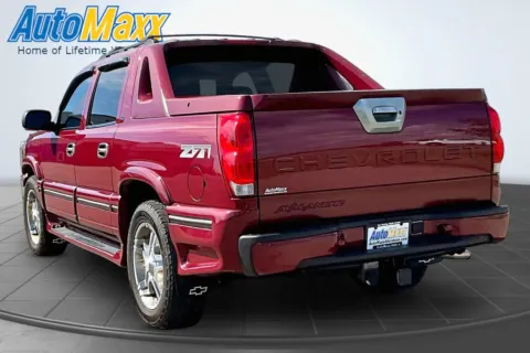 More photos of 2005 Chevrolet Avalanche 1500 Z71 at AutoMaxx of Aberdeen, SD