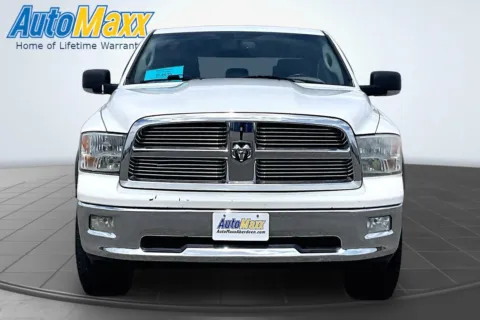 Photos of 2009 Dodge Ram 1500 SLT for sale in Aberdeen, SD at AutoMaxx of Aberdeen