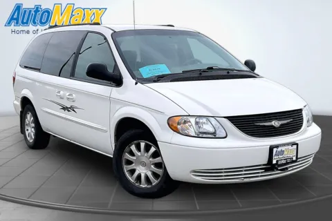 Another view of 2003 Chrysler Town & Country LX for sale in Aberdeen, SD at AutoMaxx of Aberdeen