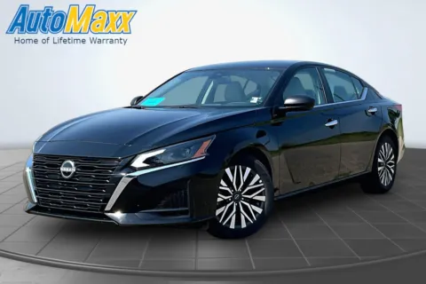Black 2025 Nissan Altima 2.5 SV for sale in Aberdeen, SD
