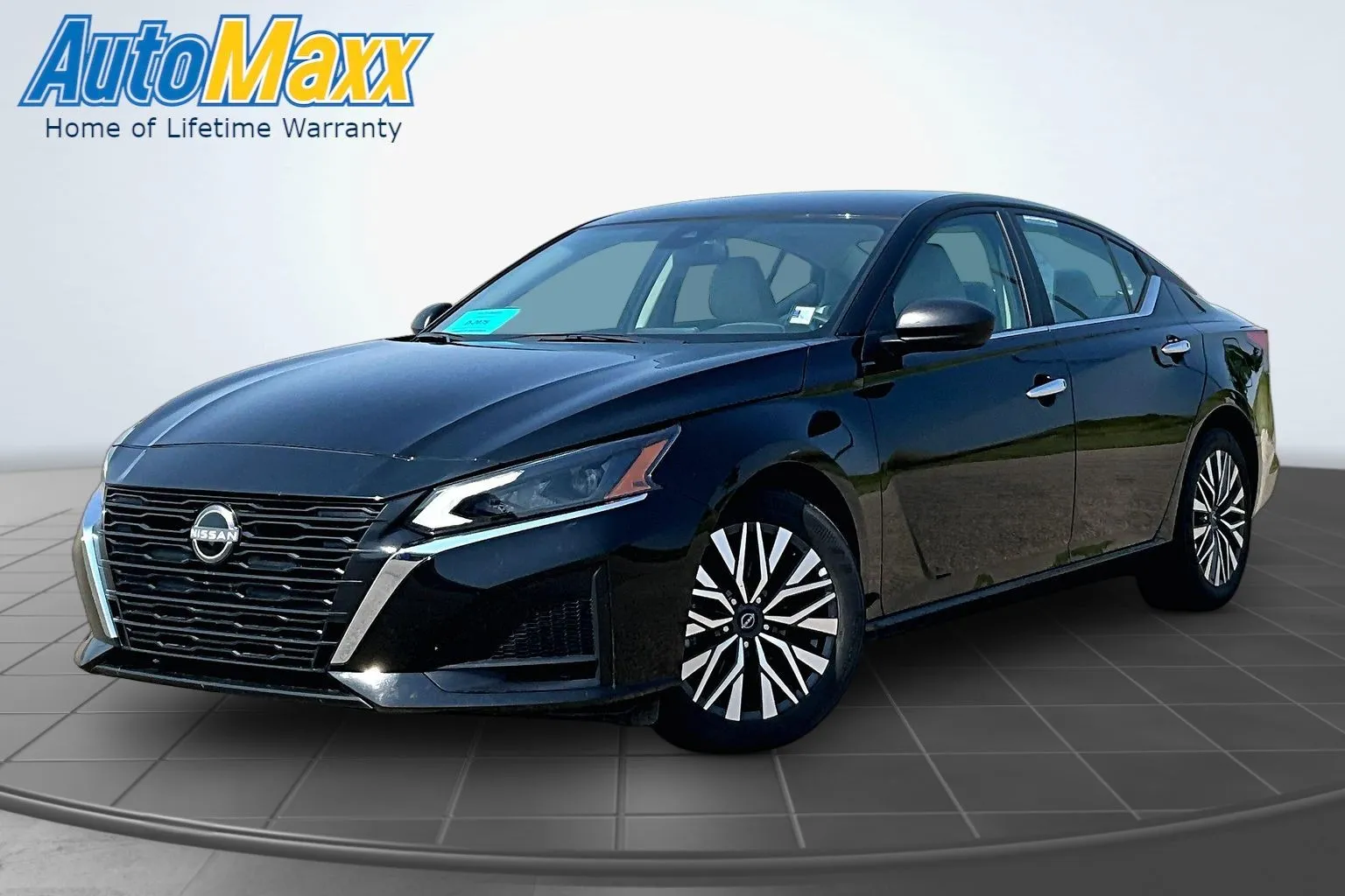 Black 2025 Nissan Altima 2.5 SV for sale in Aberdeen, SD