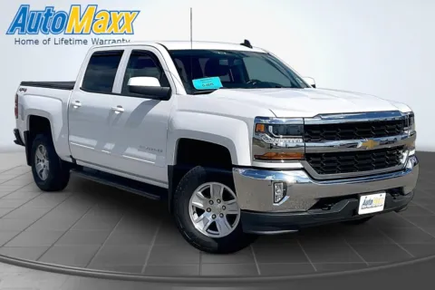Another view of 2018 Chevrolet Silverado 1500 LT for sale in Aberdeen, SD at AutoMaxx of Aberdeen