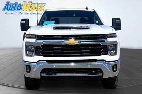 Photos of 2025 Chevrolet Silverado 3500 HD LT for sale in Aberdeen, SD at AutoMaxx of Aberdeen
