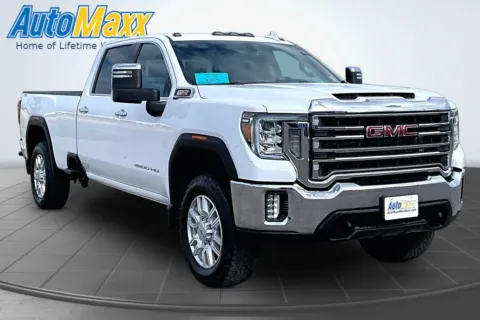 Another view of 2020 GMC Sierra 3500 HD SLT for sale in Aberdeen, SD at AutoMaxx of Aberdeen