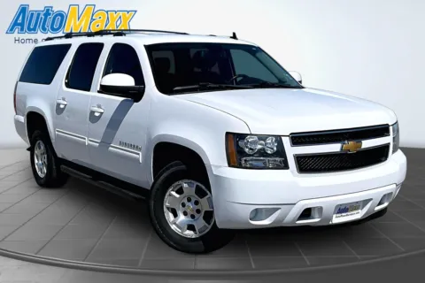 Another view of 2014 Chevrolet Suburban 1500 LS for sale in Aberdeen, SD at AutoMaxx of Aberdeen
