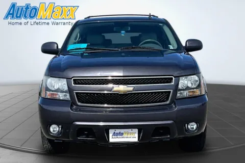 Photos of 2010 Chevrolet Suburban 1500 LT for sale in Aberdeen, SD at AutoMaxx of Aberdeen