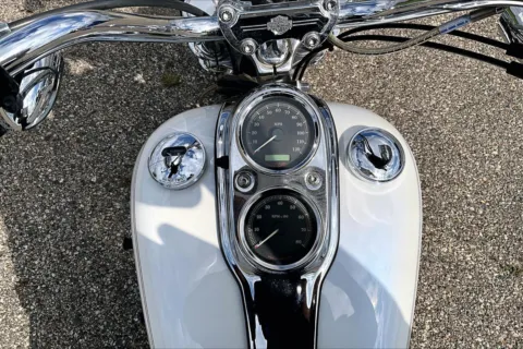 More photos of 2005 Harley-Davidson Dyna Glide Low Rider at AutoMaxx of Aberdeen, SD